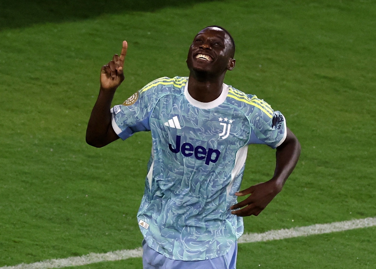 跟队记者:尤文未来几小时恢复穆阿尼谈判,尽可能接近巴黎的要价